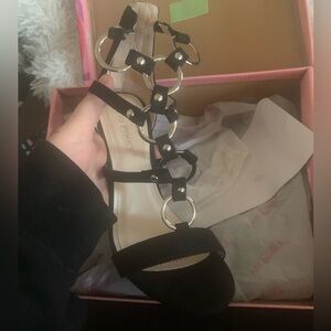 Black Heels O-Ring Chain Open Toe Pumps 6.5 NIB